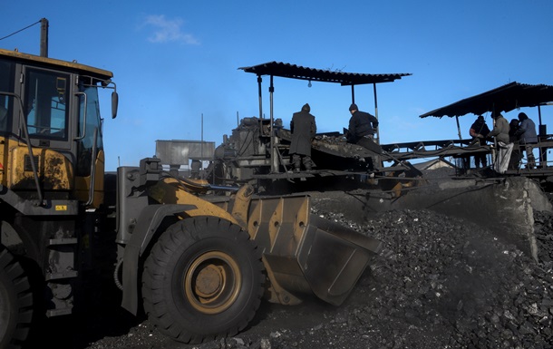 Треть угольных шахт Макеевугля прекратила добычу