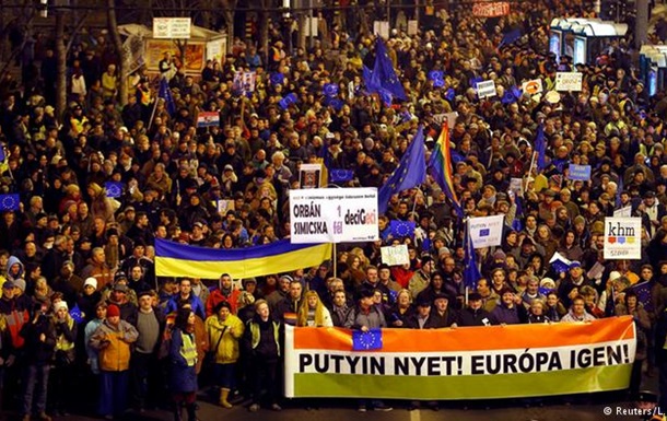 Сотні угорців протестували проти візиту Путіна до Будапешта