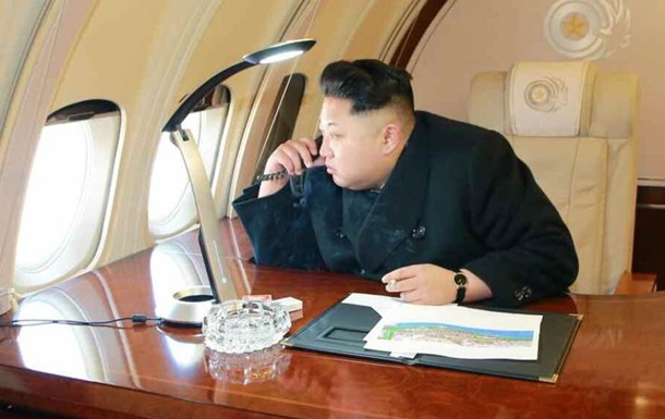 Впервые появились фотографии интерьера самолета Ким Чен Ына