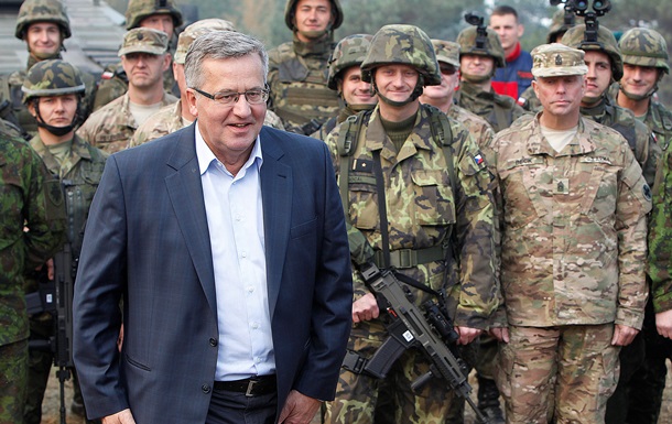 Президент Польши не верит в мир на Донбассе