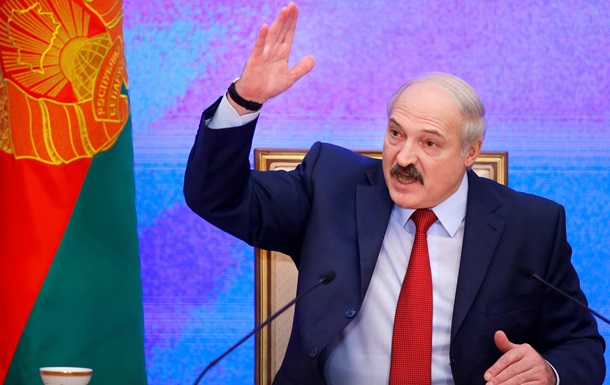 Лукашенко пропонує гарантії щодо виведення силовиків із Дебальцевого 