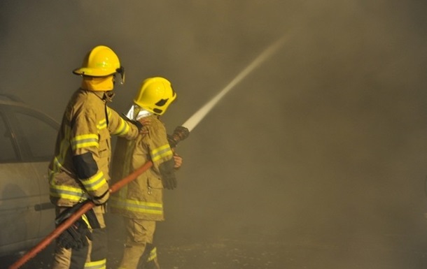 При пожежі в торговому центрі в Еміратах загинули десять людей