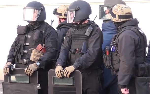 В Киеве созданы  бронегруппы  милиции