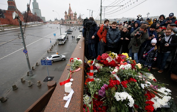 Траурний марш пам яті Нємцова все-таки погодили