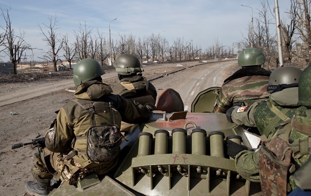 В районі донецького аеропорту загинув український військовий - волонтер