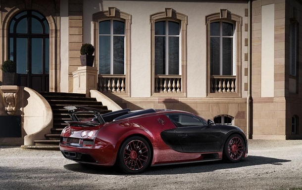 Опубліковані знімки останнього в історії Bugatti Veyron