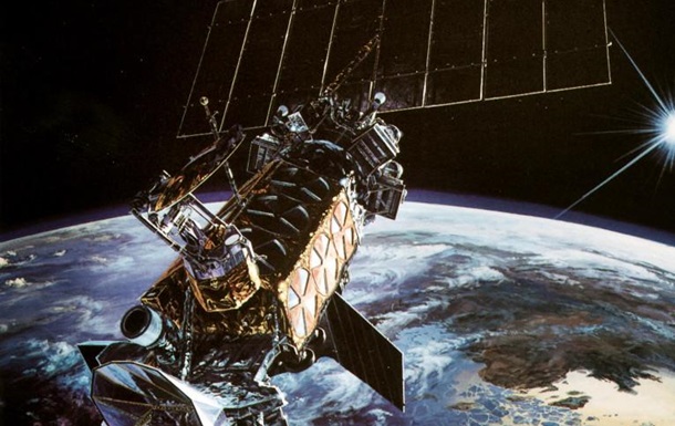 Військовий супутник США вибухнув на орбіті