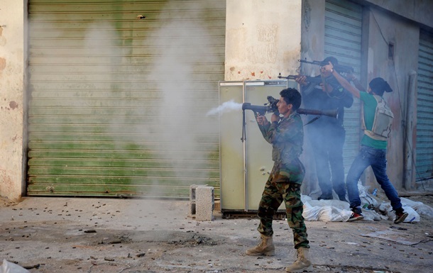 Власти Ливии требуют снять эмбарго на поставки оружия