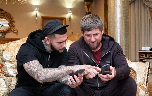 Кадыров и Тимати поменяли iPhone на YotaPhone