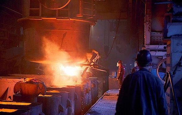 Мариуполь: кого поддерживают рабочие заводов Ахметова - BBC
