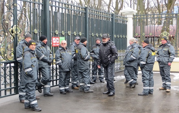 В Харькове обыскали здание администрации Центрального парка