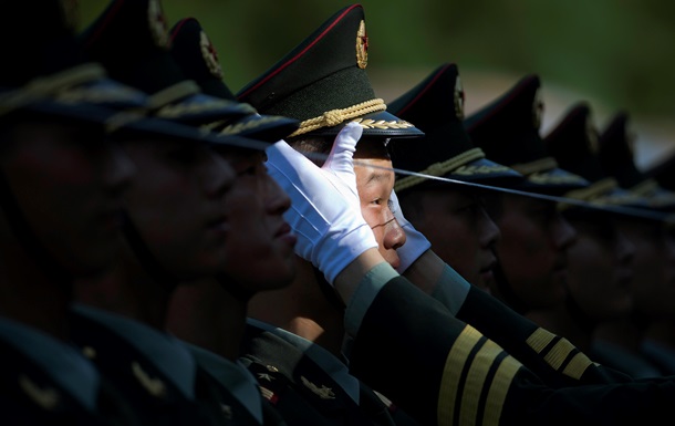 Корреспондент: Китай прагне створити найпотужнішу армію у світі