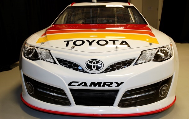 Toyota отзывает в США 112 тысяч авто из-за проблем с рулевым управлением