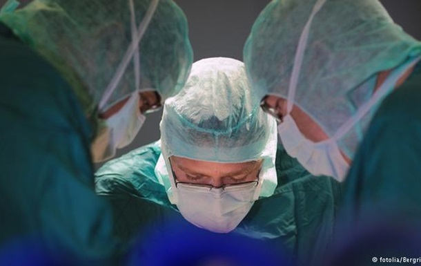 Хирурги в ЮАР впервые пересадили мужской половой орган