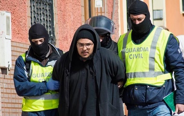 Полиция Испании задержала восемь предполагаемых террористов