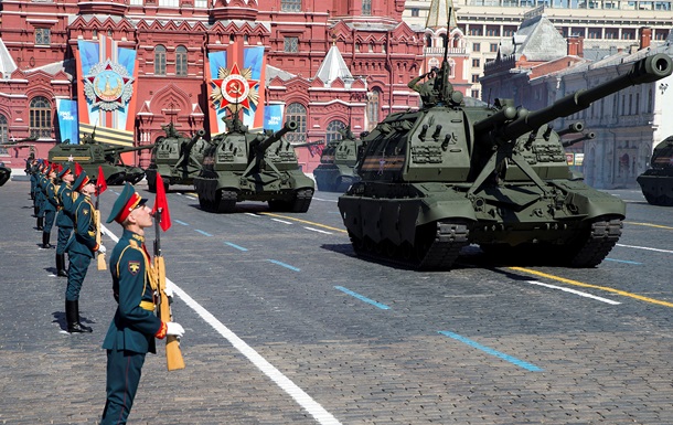 Никто из лидеров ЕС пока не согласился приехать в Москву на День Победы