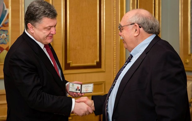 Пасхавер стал внештатным советником Порошенко