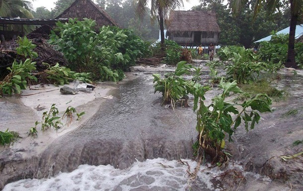 Жители острова в Вануату вынуждены пить морскую воду