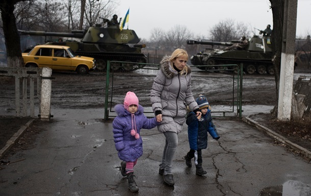 Особливий статус Донбасу підтримують більшість читачів Корреспондент.net