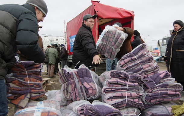 Позиции разные, цель - одна: как россияне помогают украинским беженцам