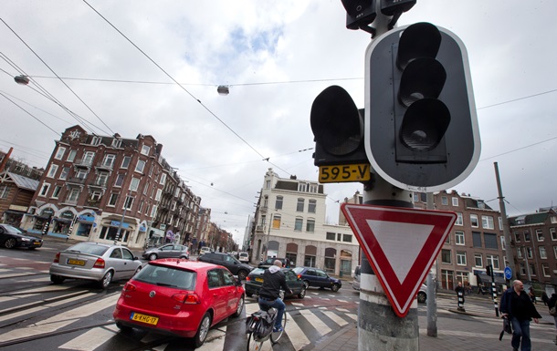 Енергоаварія в Амстердамі: без електрики залишилися близько 1 млн. будинків