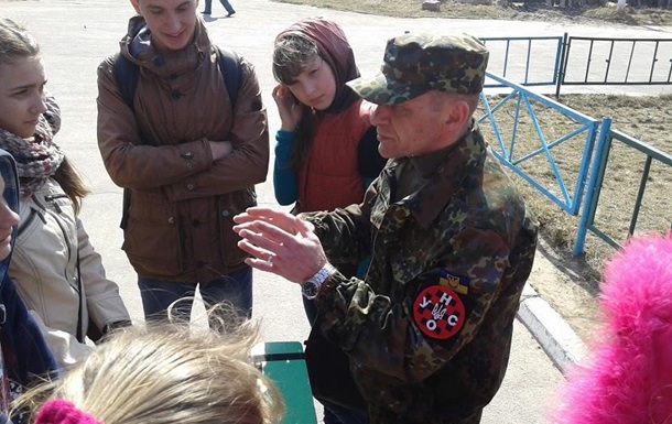 УНСОвці Вінниччини провели уроки військово-патріотичного виховання для учнів.