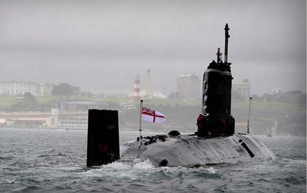 Британський підводний човен натрапив на крижину, вистежуючи російські судна