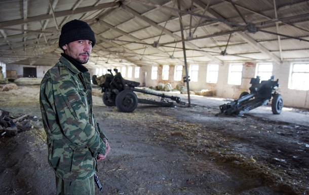 Двое сепаратистов из ЛНР сдались украинским военным
