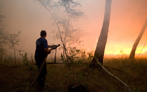 В результате пожаров в Хакасии сгорело 900 домов