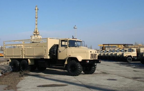 Україна продала Єгипту партію нових військових вантажівок КрАЗ