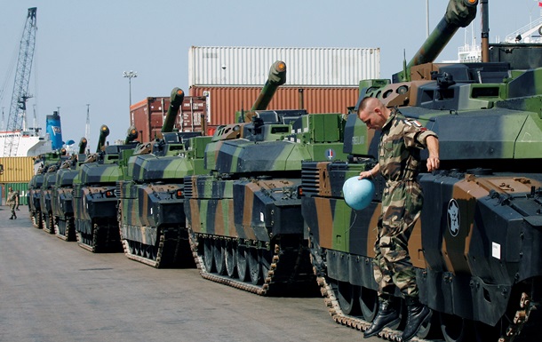 Франция направляет в Польшу 300 солдат и 15 танков