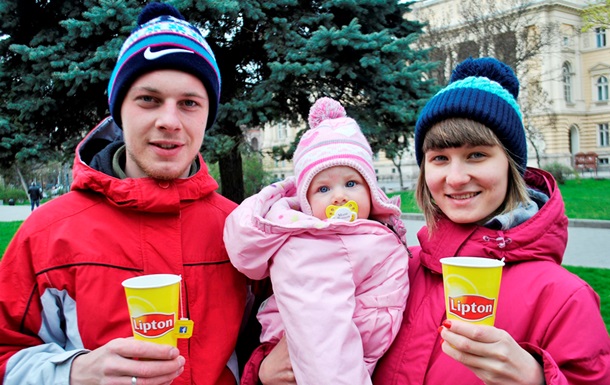 Заряд хорошего настроения от Lipton 