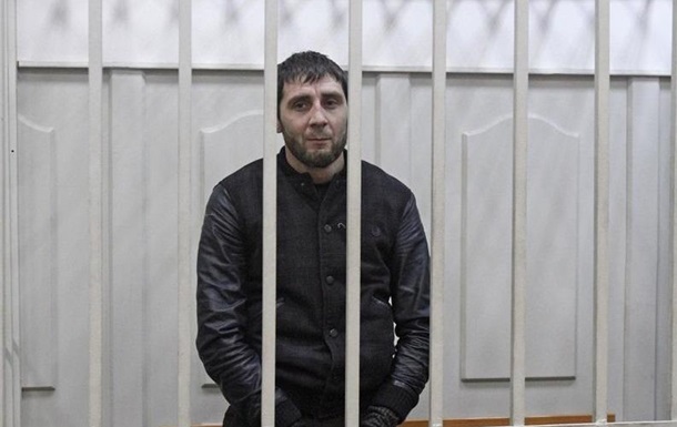 Главному обвиняемому в убийстве Немцова продлили арест