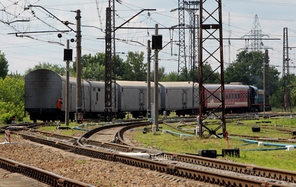 У Луганській області на залізниці стався вибух, є поранені