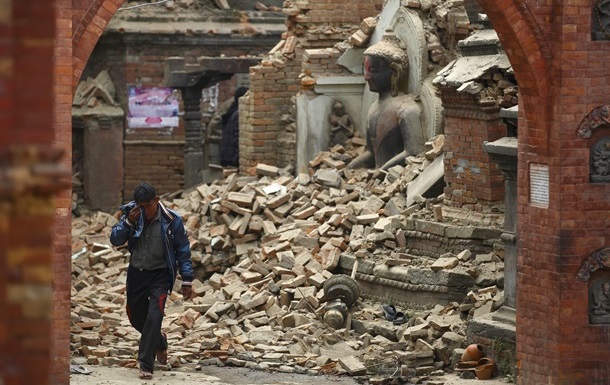 МИД: Не удается установить связь с 91 украинцем в Непале