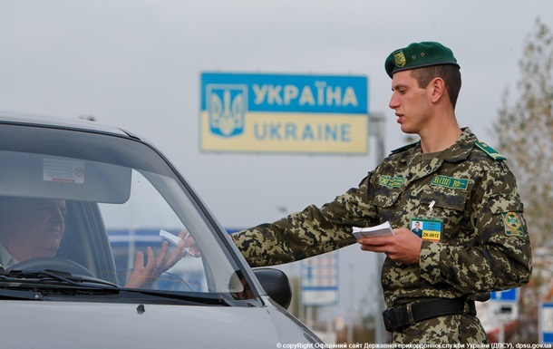 Україна на травневі вводить обмеження на кордоні з Росією