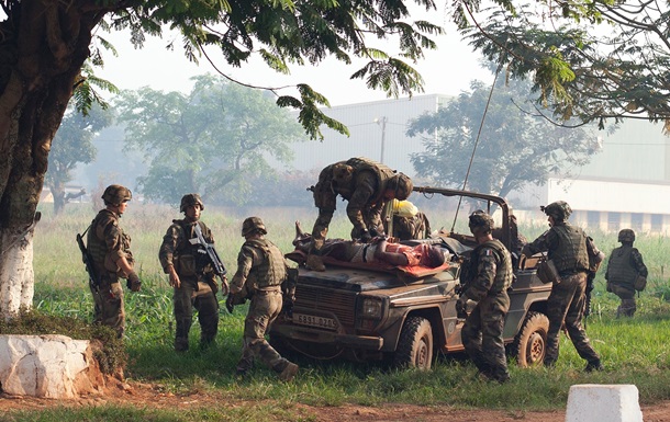 Французских солдат обвинили в изнасиловании детей в Африке