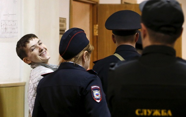 Савченко отримала зауваження за мат у суді