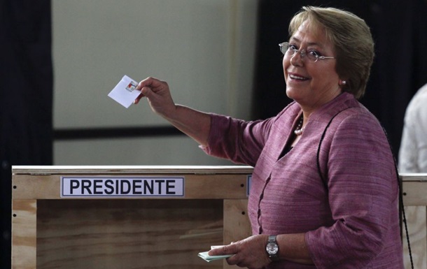 Президент Чили распустила правительство