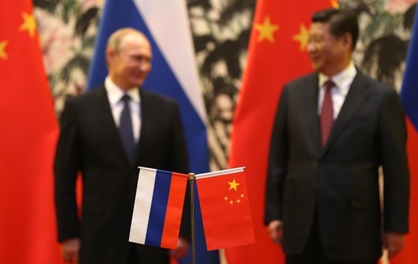Обсяг торгівлі між Росією і Китаєм скоротився на третину