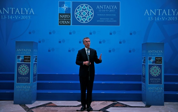 НАТО збільшить підтримку реформ в Україні за рахунок трастових фондів