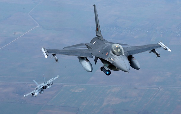 Росія заявила про  безпрецедентне зростання  польотів авіації НАТО біля її 