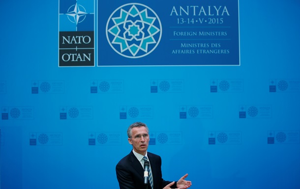 НАТО планирует увеличить число сотрудников офиса в Киеве