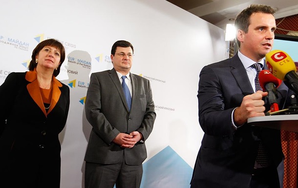 Министры -  варяги  массово увольняются из украинского Кабмина