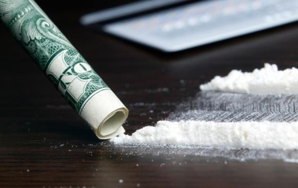 В Канаде мужчина отправил по почте более 5 килограммов кокаина