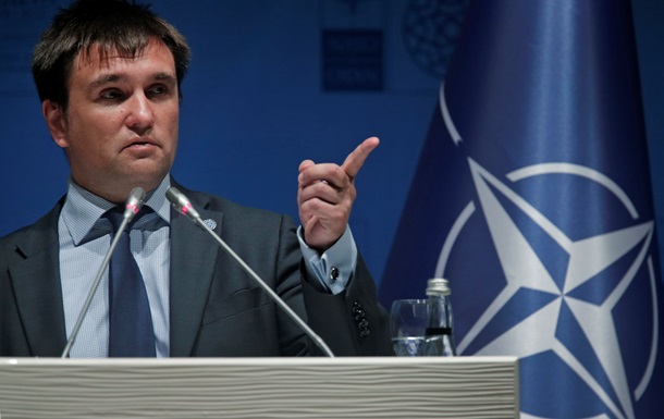 НАТО и Украина: сближение будет постепенным?