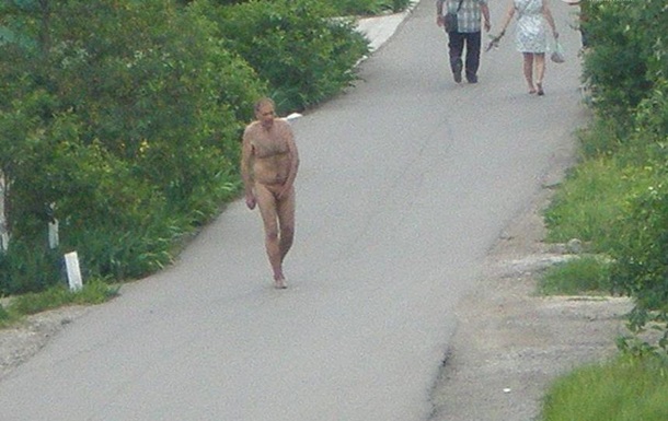 По Мариуполю бегал голый мужчина