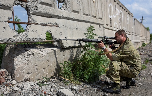 Четверо украинских военных ранены под Широкино