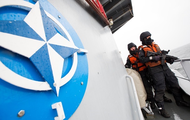НАТО начинает масштабные военные учения у границ России