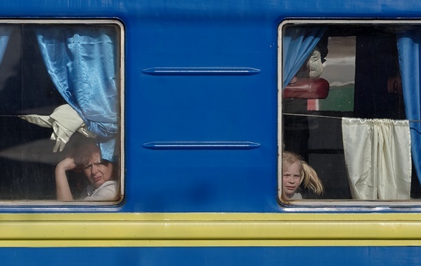 Між Львовом і Маріуполем поновлюється залізничне сполучення